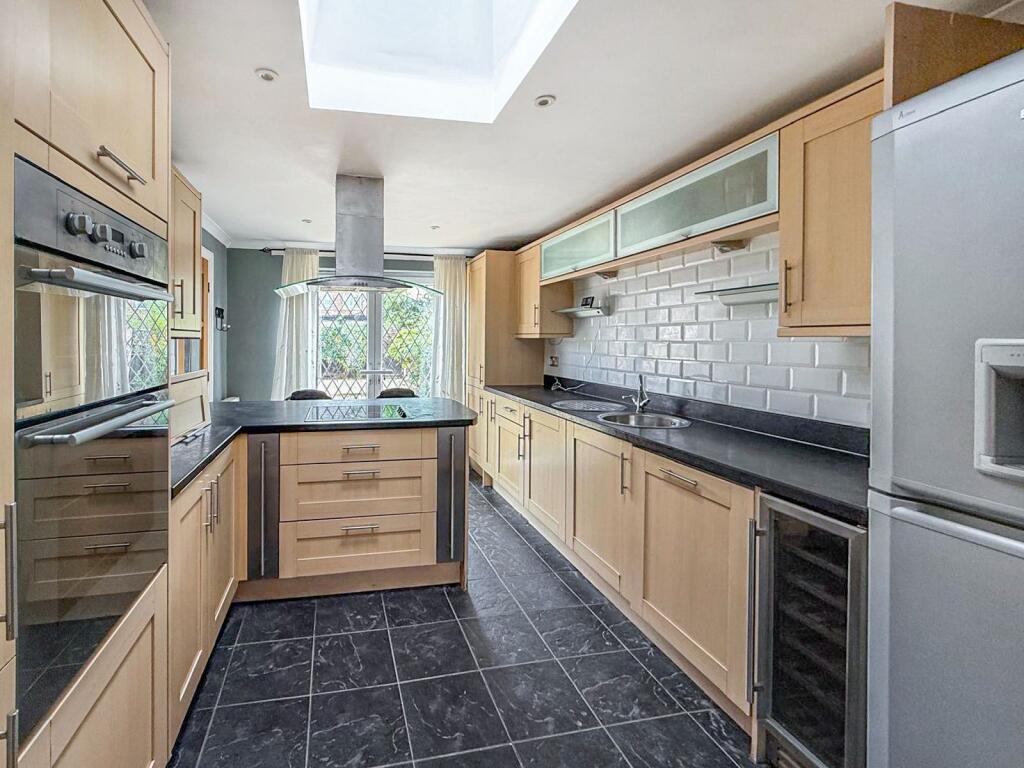 House in Hull - More