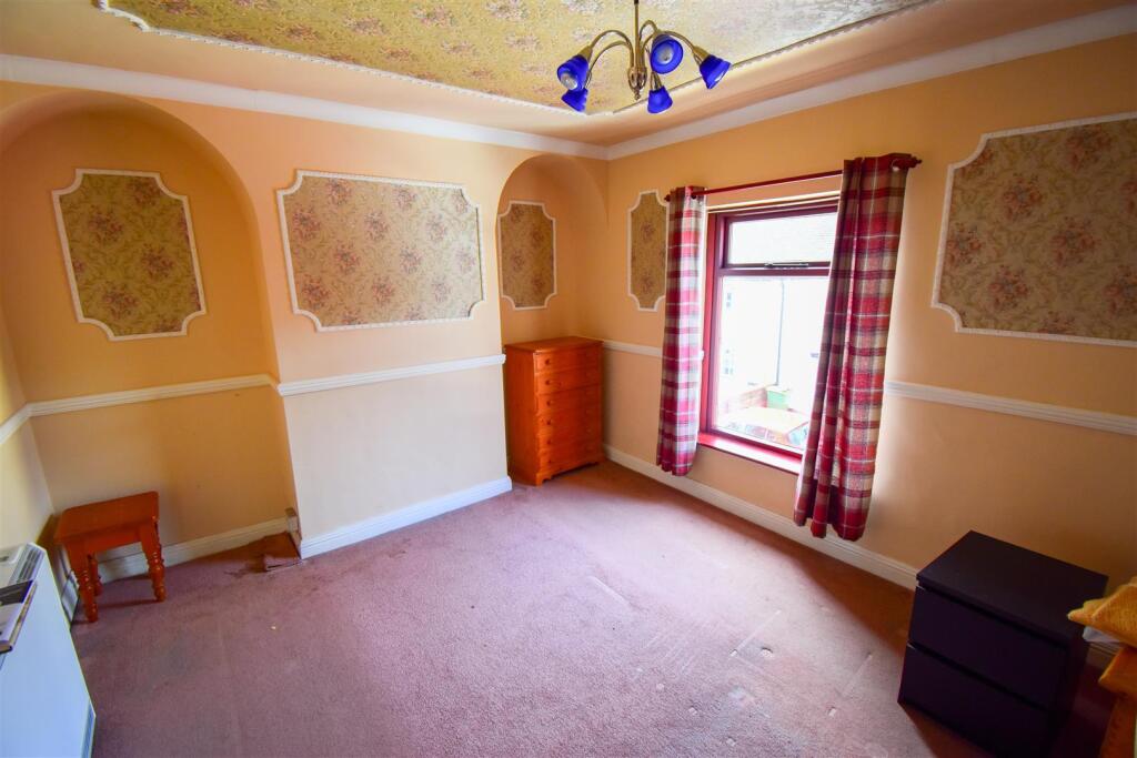 House in Amber Valley, Belper - View 5