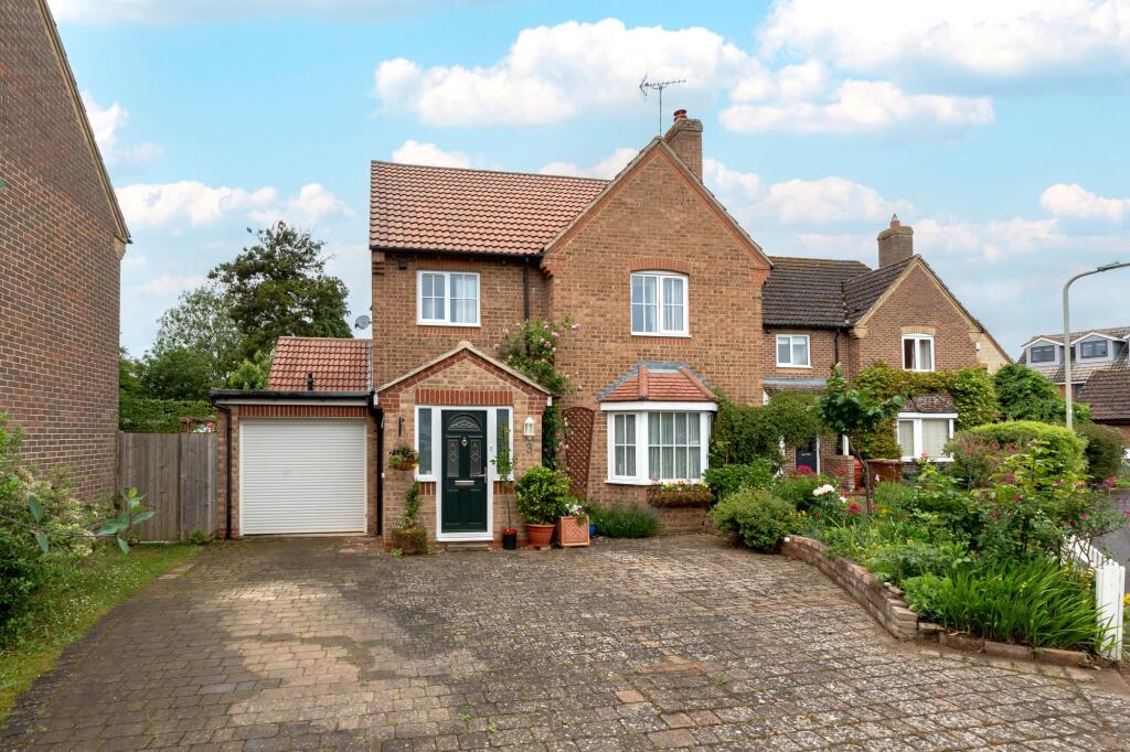 4-bed detached on The Paddock, Longworth, OX13, £580,000