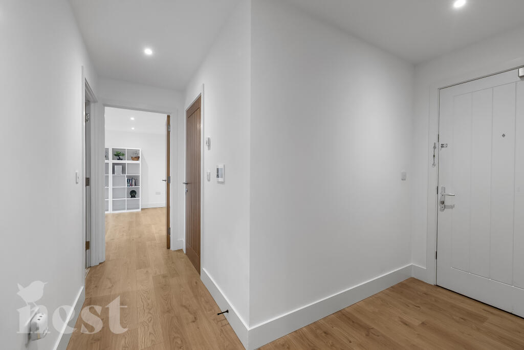 Apartment in Plymouth - View 5