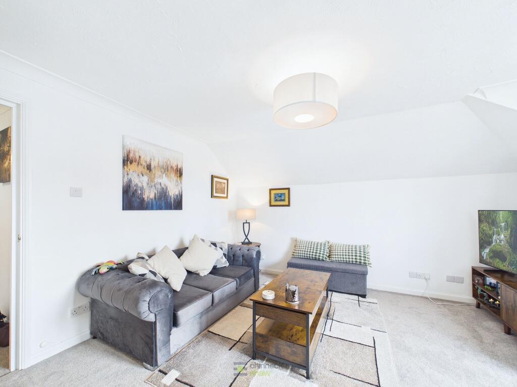 Apartment in Portsmouth - More