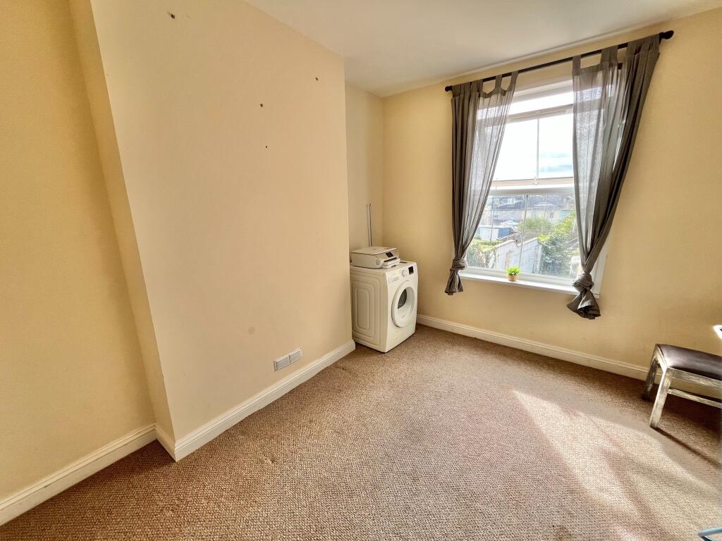 House in Plymouth - View 4