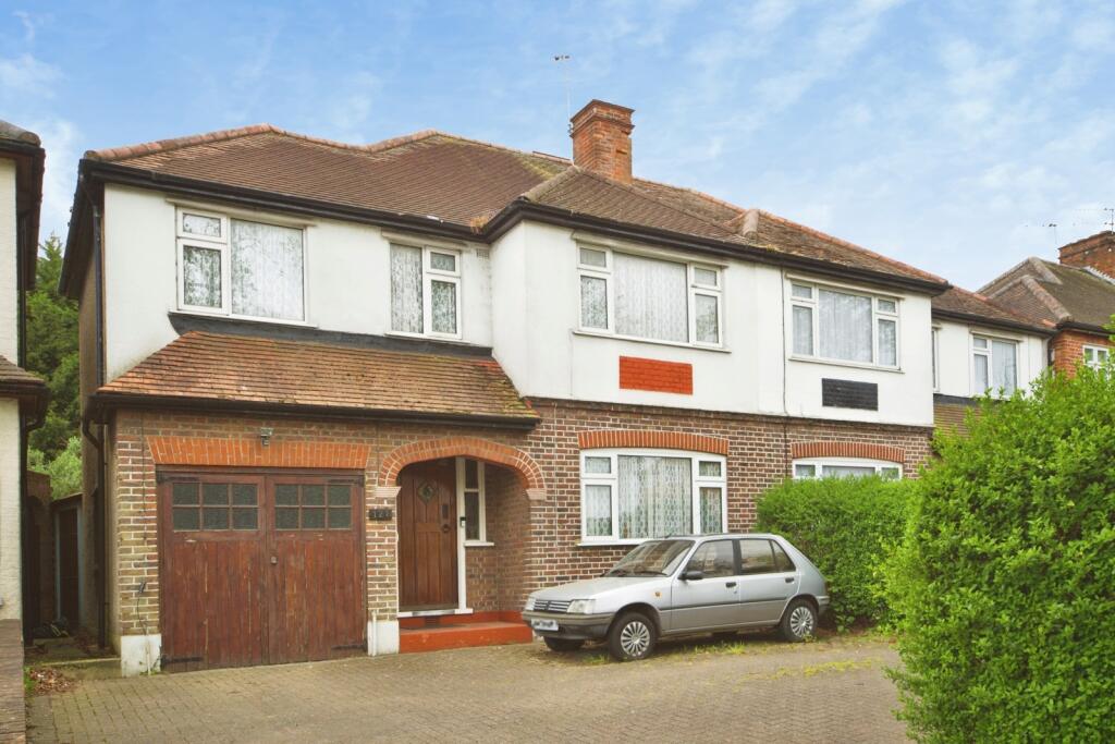 Main image of property: Chase Side, London, N14