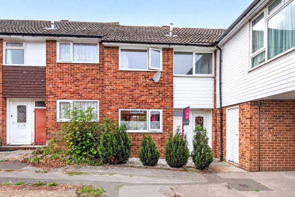 3-bed terraced on Threshfield, Bracknell, Berkshire, RG12, £350,000