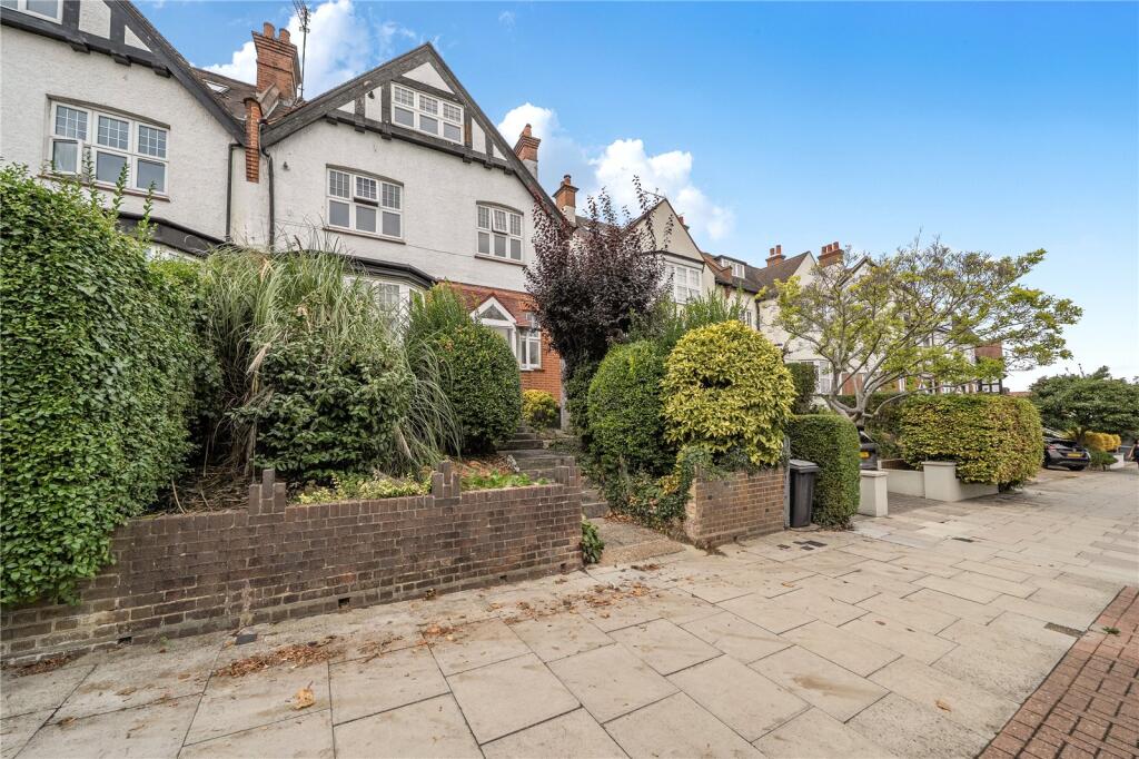 Main image of property: Creighton Avenue, London, N10