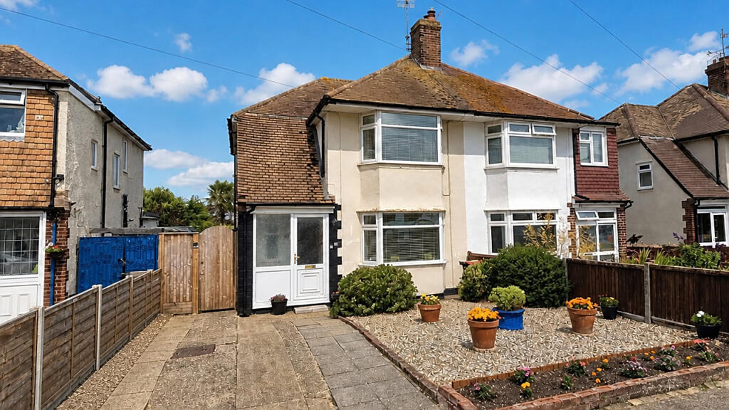 House in Canterbury - View 2