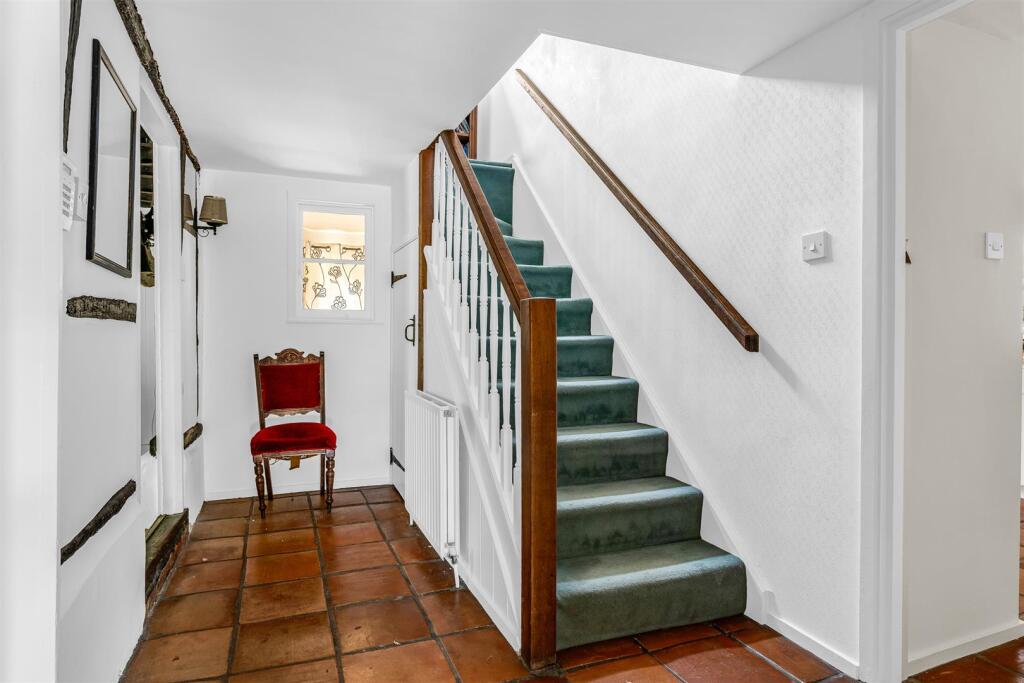 House in Welwyn Hatfield, Welwyn - View 4