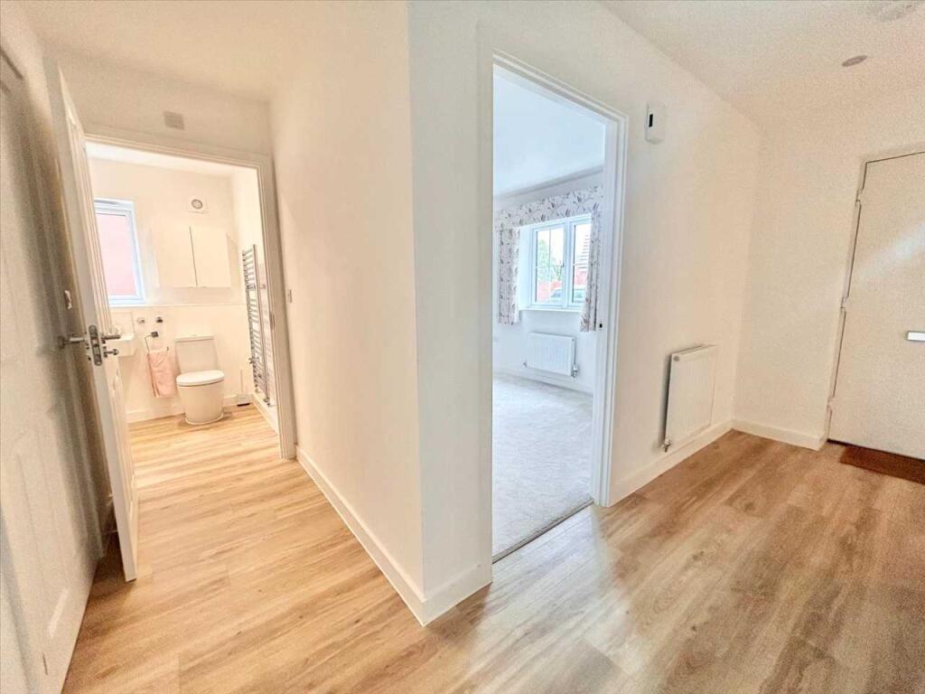 House in Rushcliffe, Keyworth - View 4
