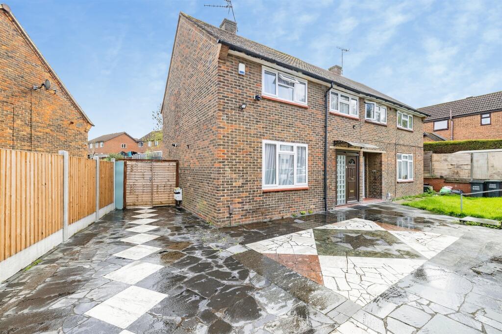 Main image of property: Gosforth Lane, Watford