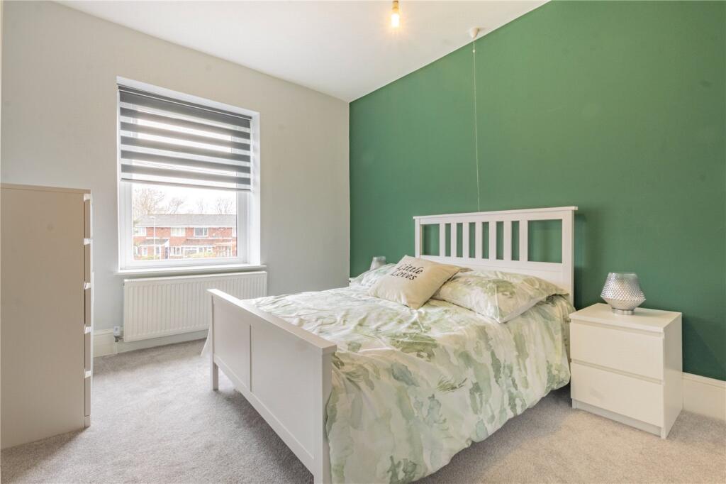 Rochdale Road, Milnrow, Rochdale, Greater Manchester, OL16 photo 4