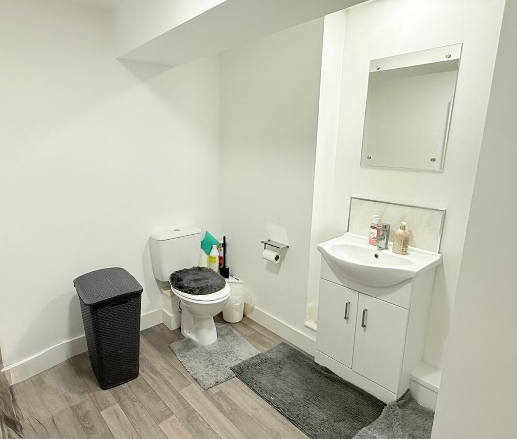 Additional image 8 of Newton Road, Yeovil, BA20