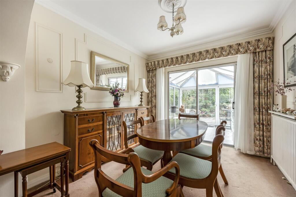 House in Gloucester - View 4