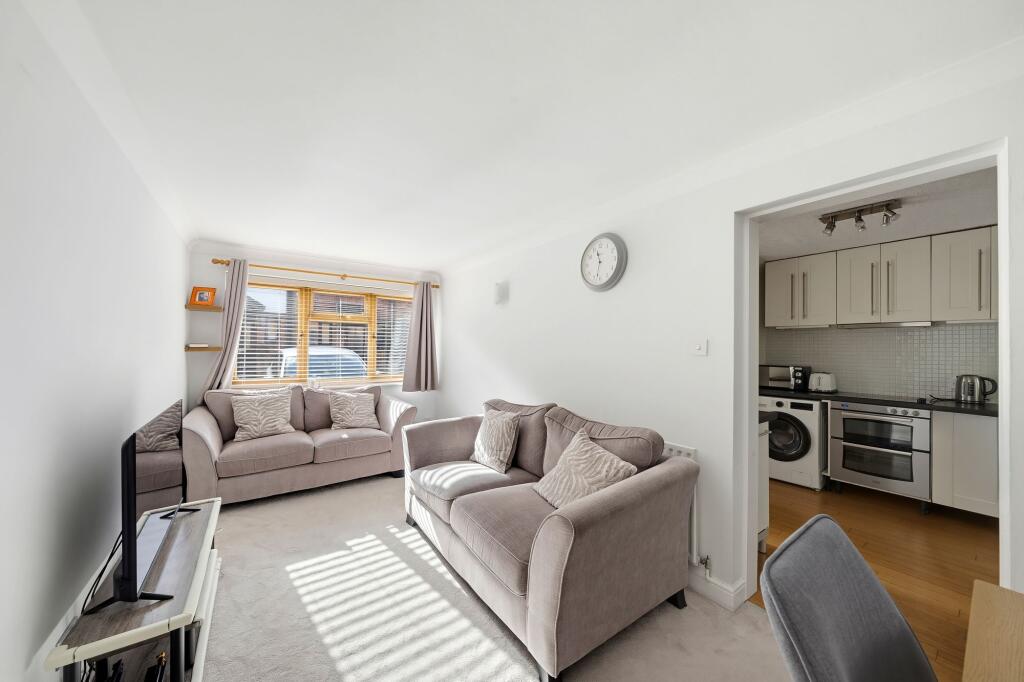 Alpine View, Carshalton, SM5 photo 2
