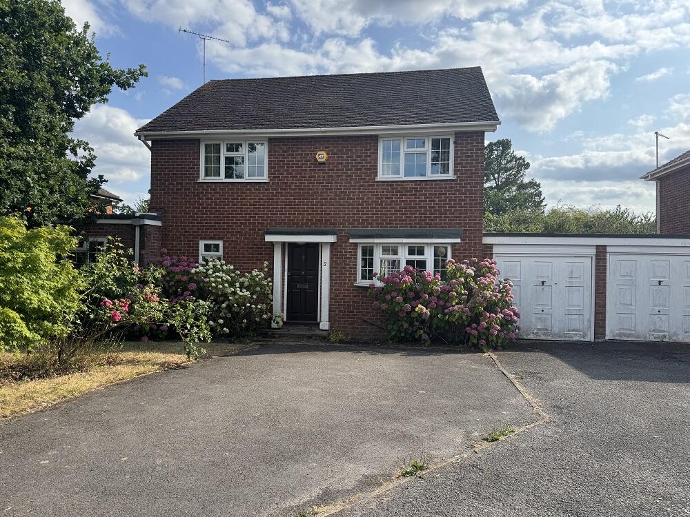 Main image of property: Chetwode Close, Wokingham, Berkshire