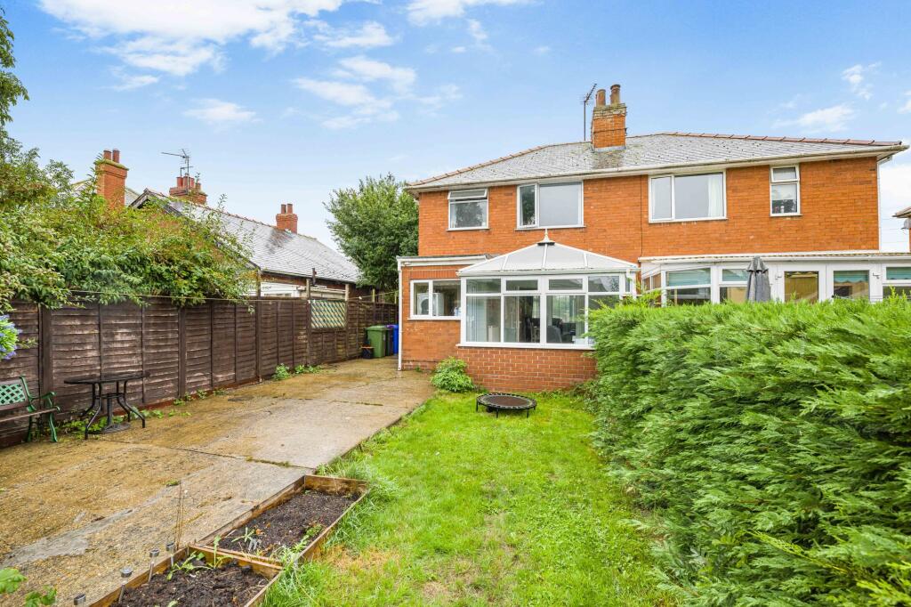 House in Peterborough - View 4