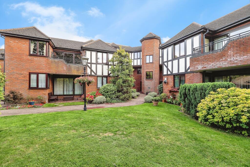 Main image of property: Ridgemont Place, Parkstone Avenue, Hornchurch, Essex, RM11