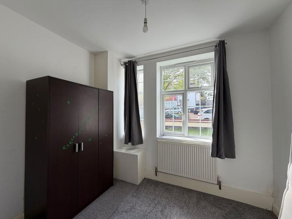 Apartment in Harrow - View 4