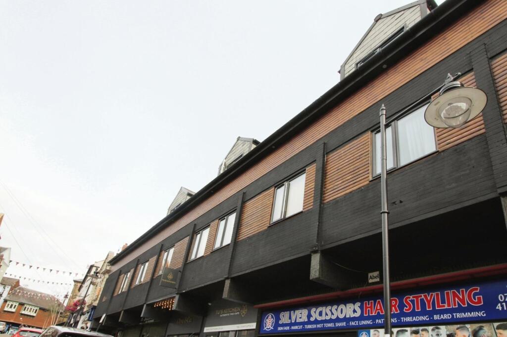 Main image of property: Gillygate, Pontefract, West Yorkshire, WF8