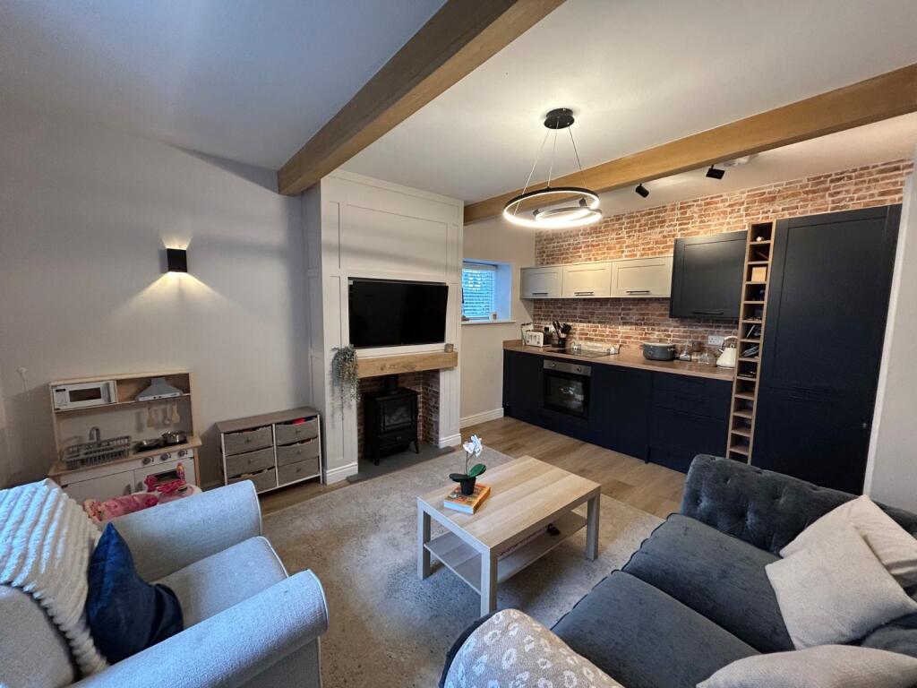 Main image of property: Mayfield View, Wyke, Bradford, West Yorkshire, BD12