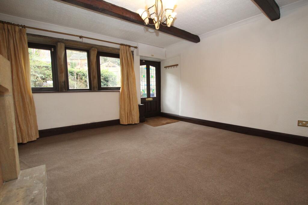 House in Todmorden, Cross Stone - View 4
