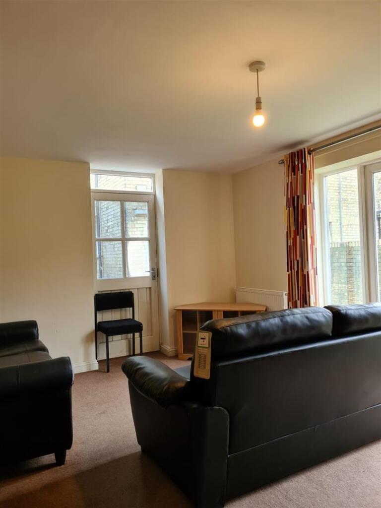 Main image of property: Rooms available at 1A Willis Road, Cambridge