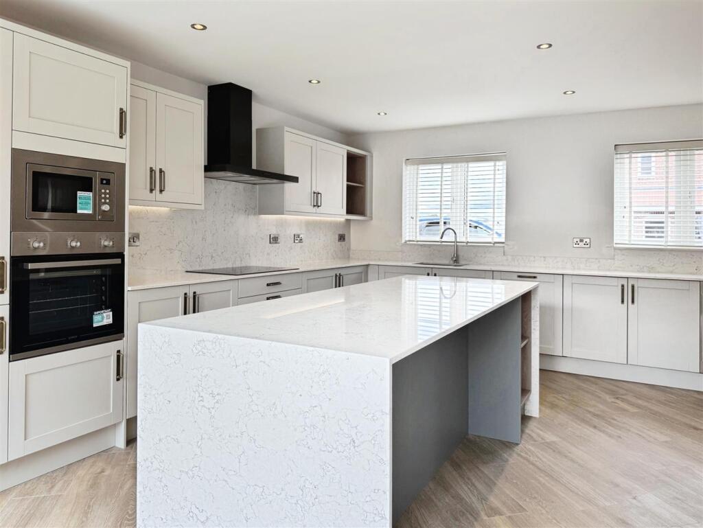 3, Church Street, Doncaster, Beckingham photo 3