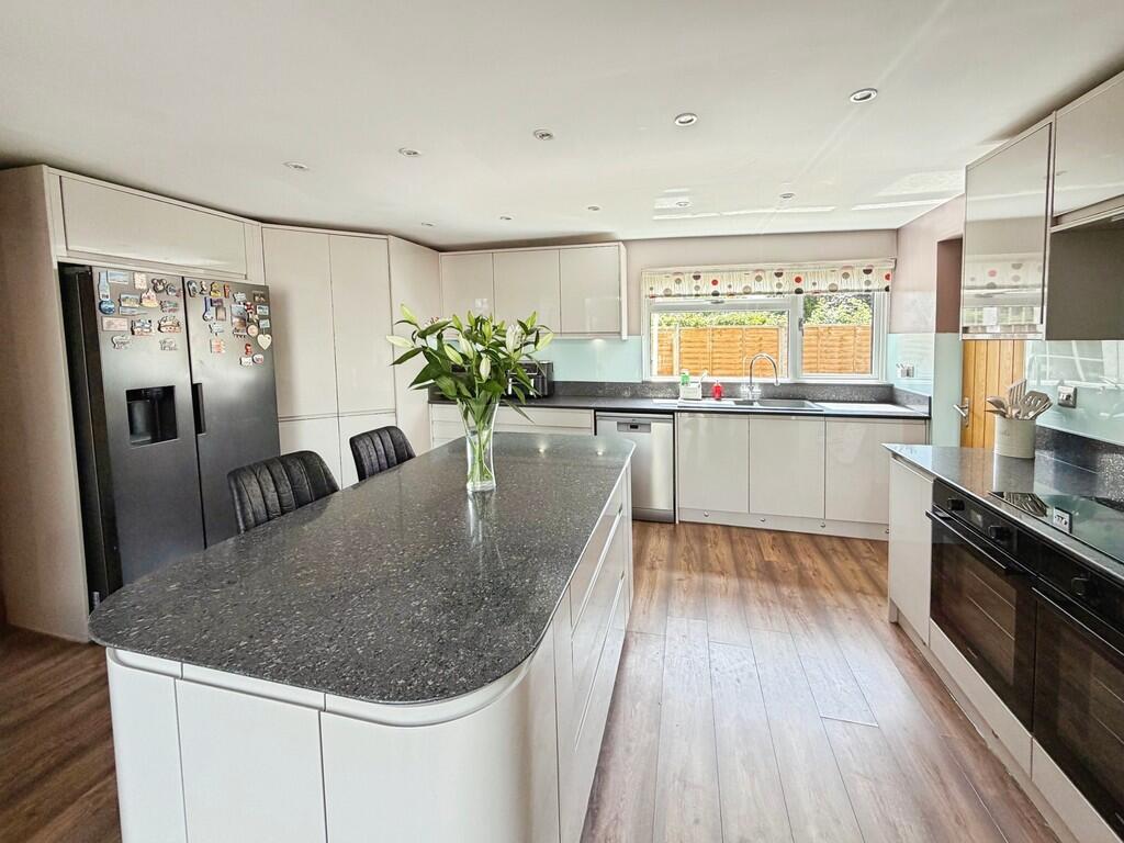 House in Westbury, Leigh Park - More
