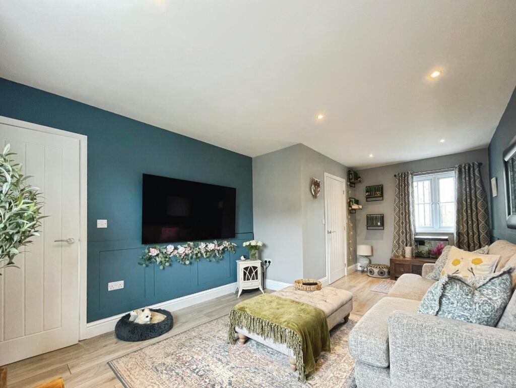 House in Bradford - View 3