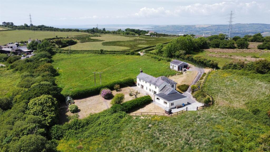 Main image of property: Trimsaran, Kidwelly, SA17