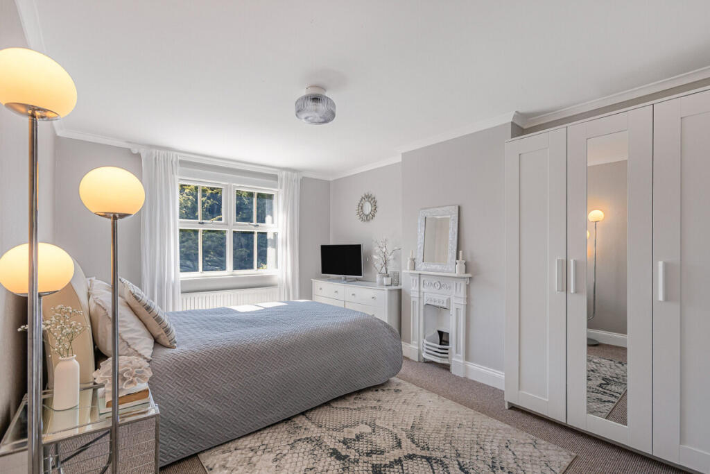 Additional image 13 of Salisbury Road, Harpenden, AL5