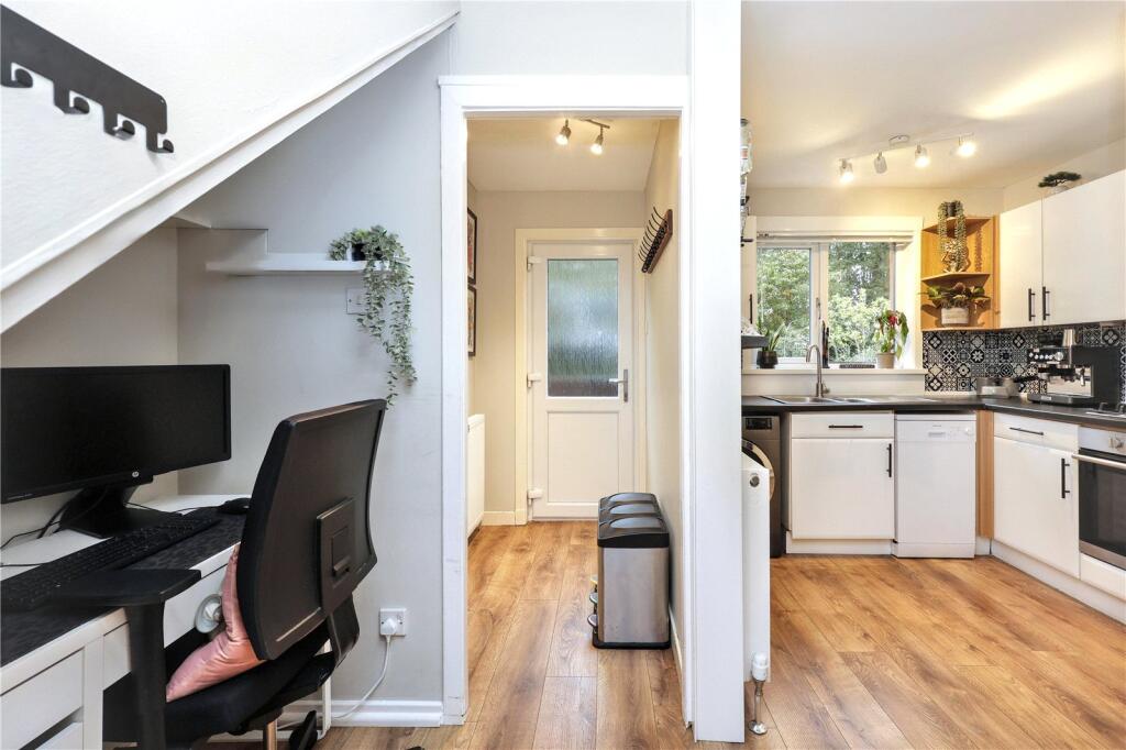 House in Kirkcaldy - More