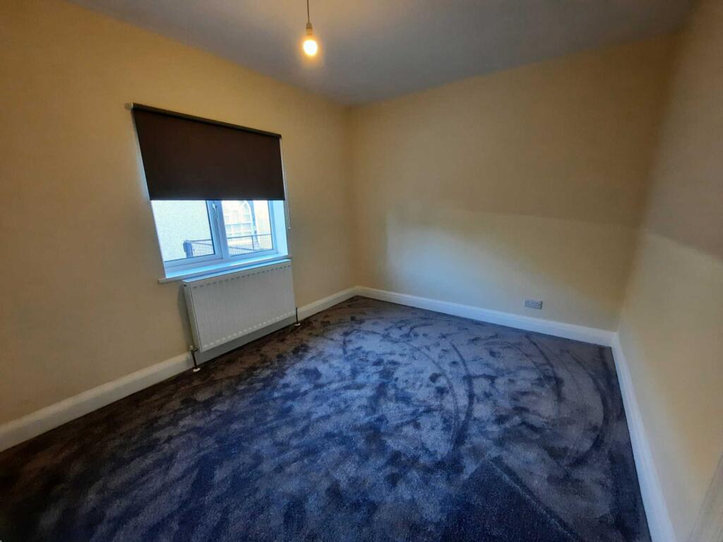 House in London - View 5