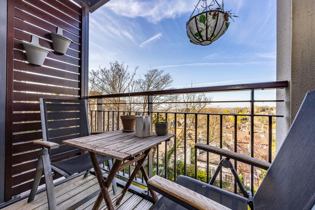 Apartment in Nottingham, Hockley, The Park - View 4