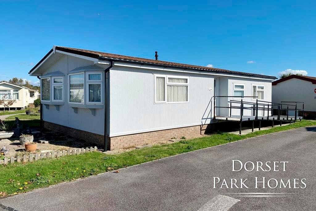 Main image of property: Selwood Park, Weymans Avenue, Kinson, Bournemouth, BH10