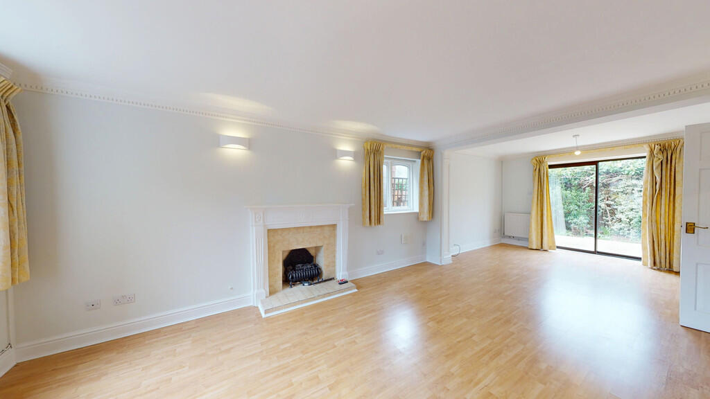 House in Cheltenham, Warden Hill, Montpellier - View 3