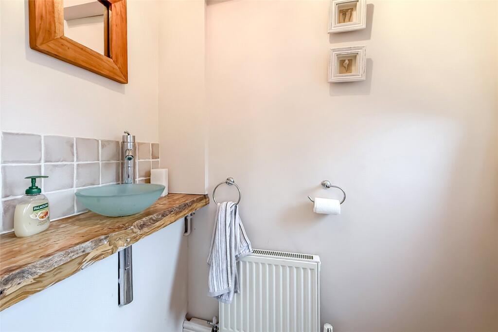 Additional image 17 of Mayfair Close, St. Albans, Hertfordshire, AL4