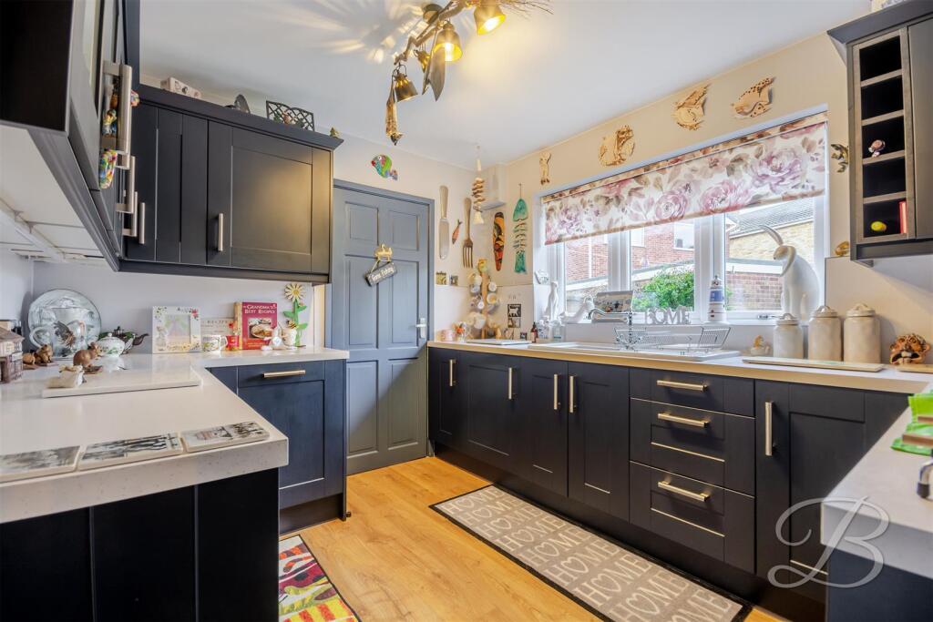 Blakeney Drive, Mansfield, Nottinghamshire - View 5