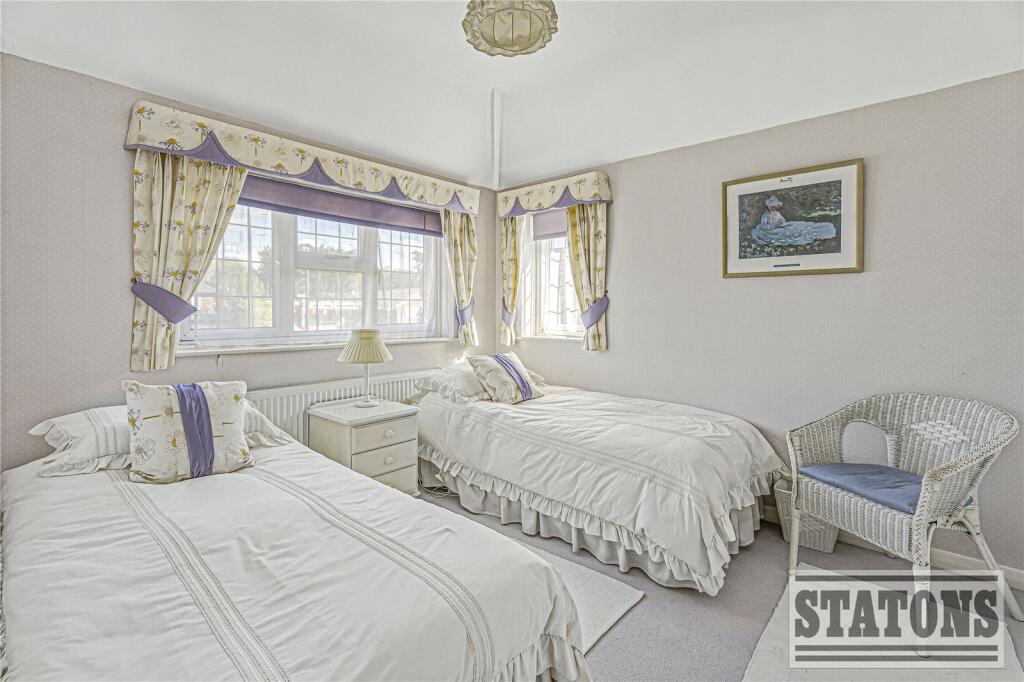 Additional image 17 of Mymms Drive, Brookmans Park, Hertfordshire, AL9