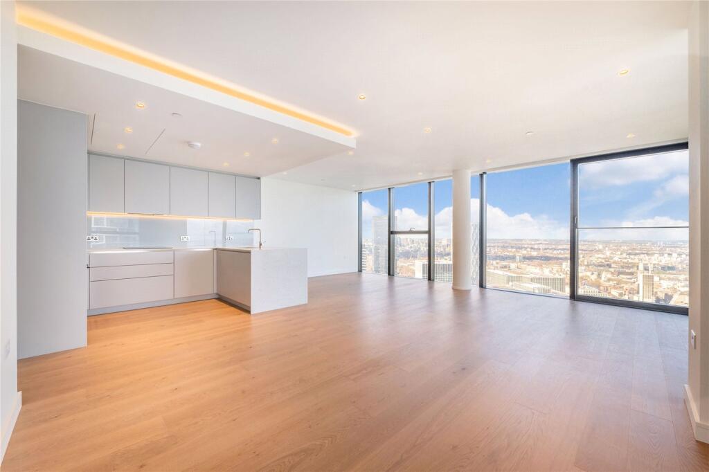 Main image of property: South Quay Plaza, 
Hampton Tower, E14