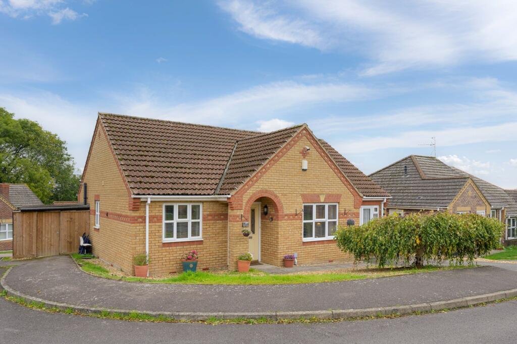 3-bed detached on Baggaley Drive, Horncastle, LN9, £260,000