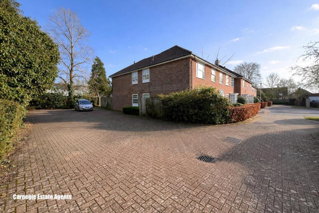 Additional image 9 of Parkway Gardens, Welwyn Garden City