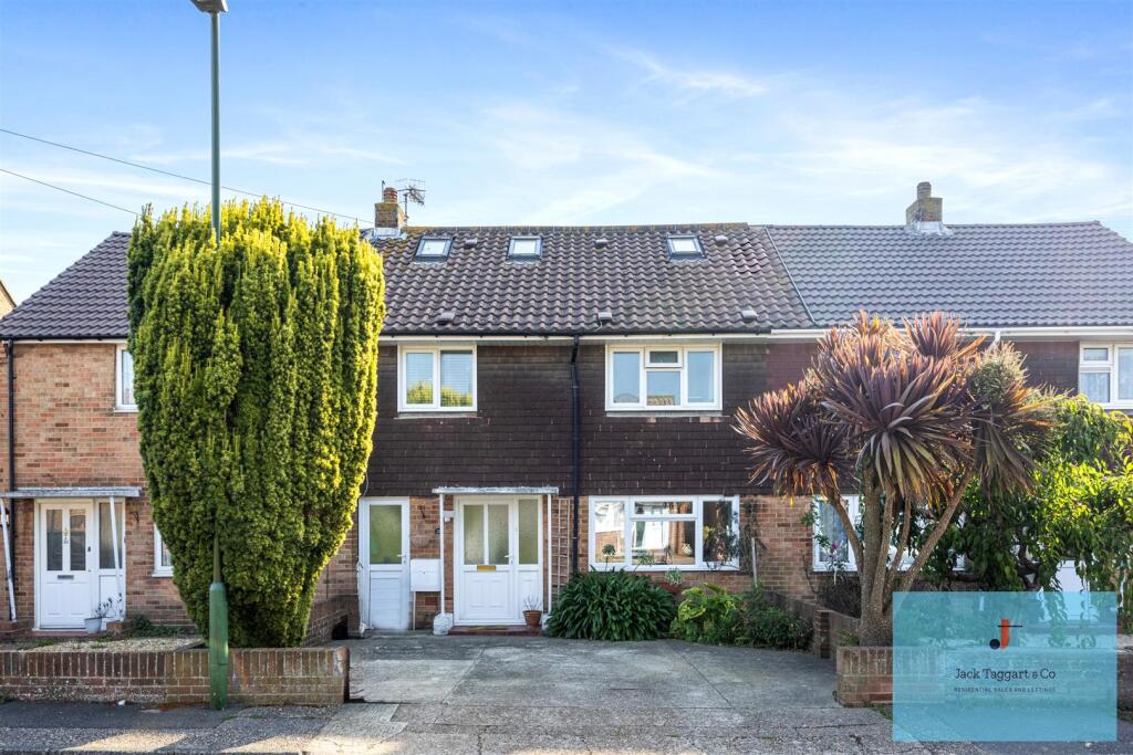 4-bed terraced on Mansell Road, Shoreham-by-Sea, £500,000