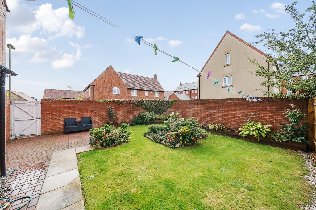 Main image of property: Catterick Road, Bicester, OX26
