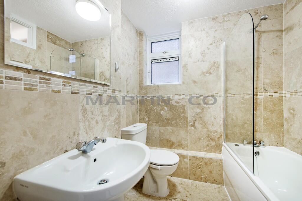 Apartment in London - View 5