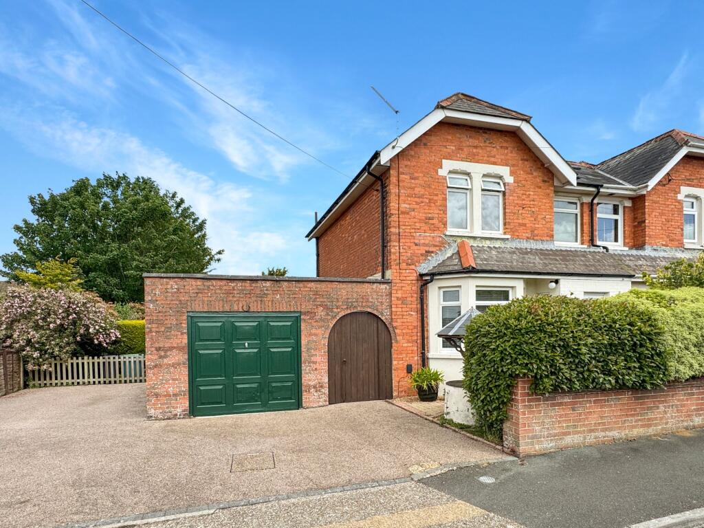 Oxford Street, Cowes, PO31, Cowes