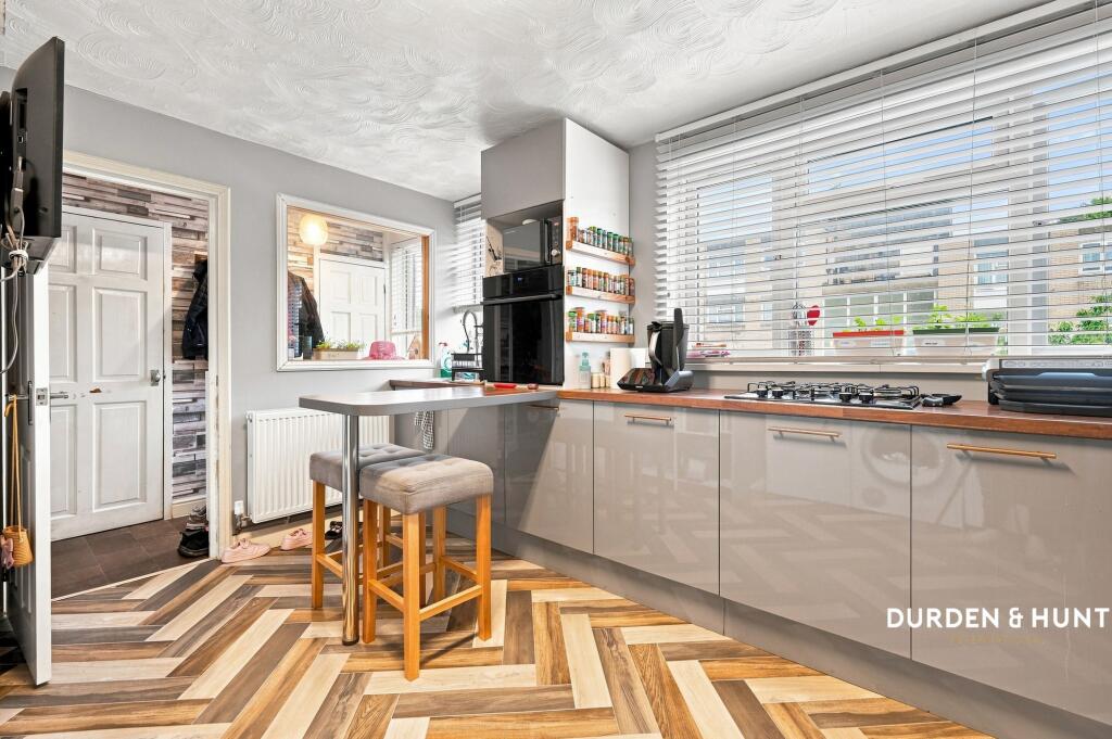 Apartment in Epping Forest, Loughton - View 5