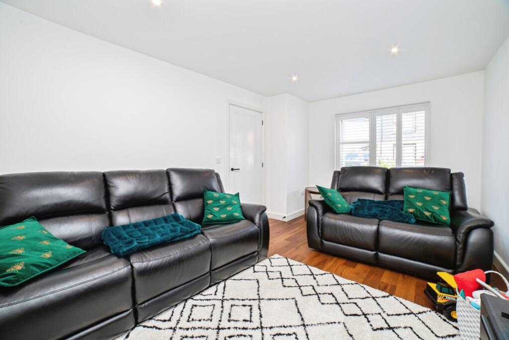 Rowan Way, Pilsley, Chesterfield, Derbyshire, S45 photo 2