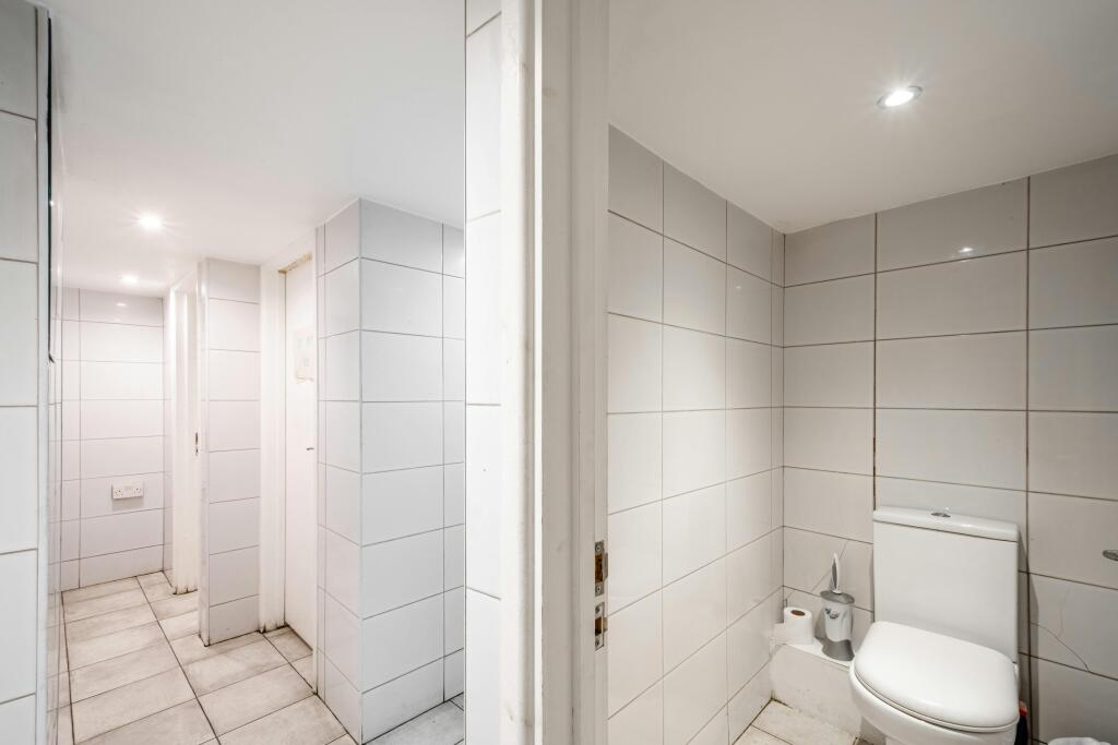 Goulston St 44 low Res 11.jpg