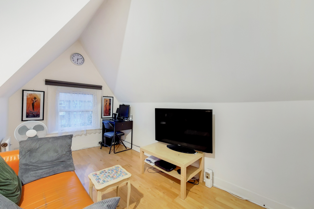 Main image of property: Baldry Gardens, London, SW16