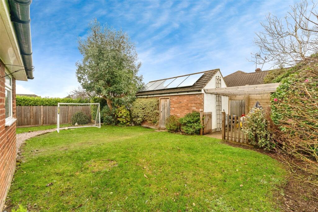 Dunraven Road, Little Neston, Neston, Cheshire, CH64 photo 4